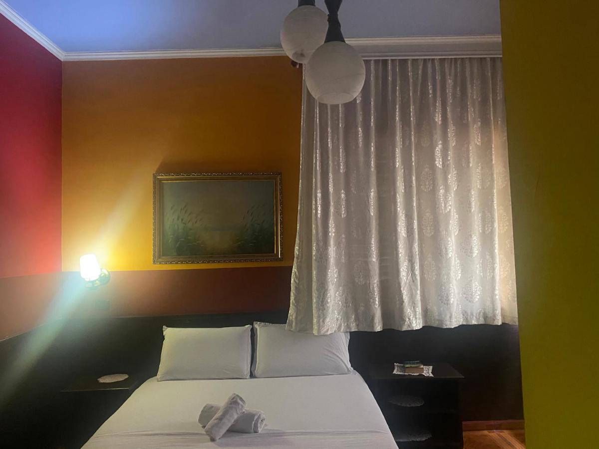 Rex Hotel