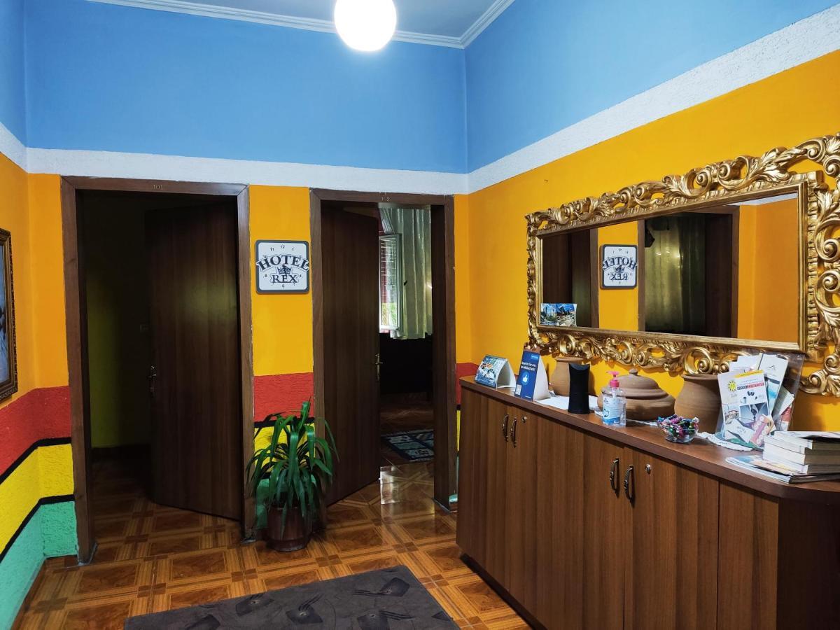 Rex 3* Tirana