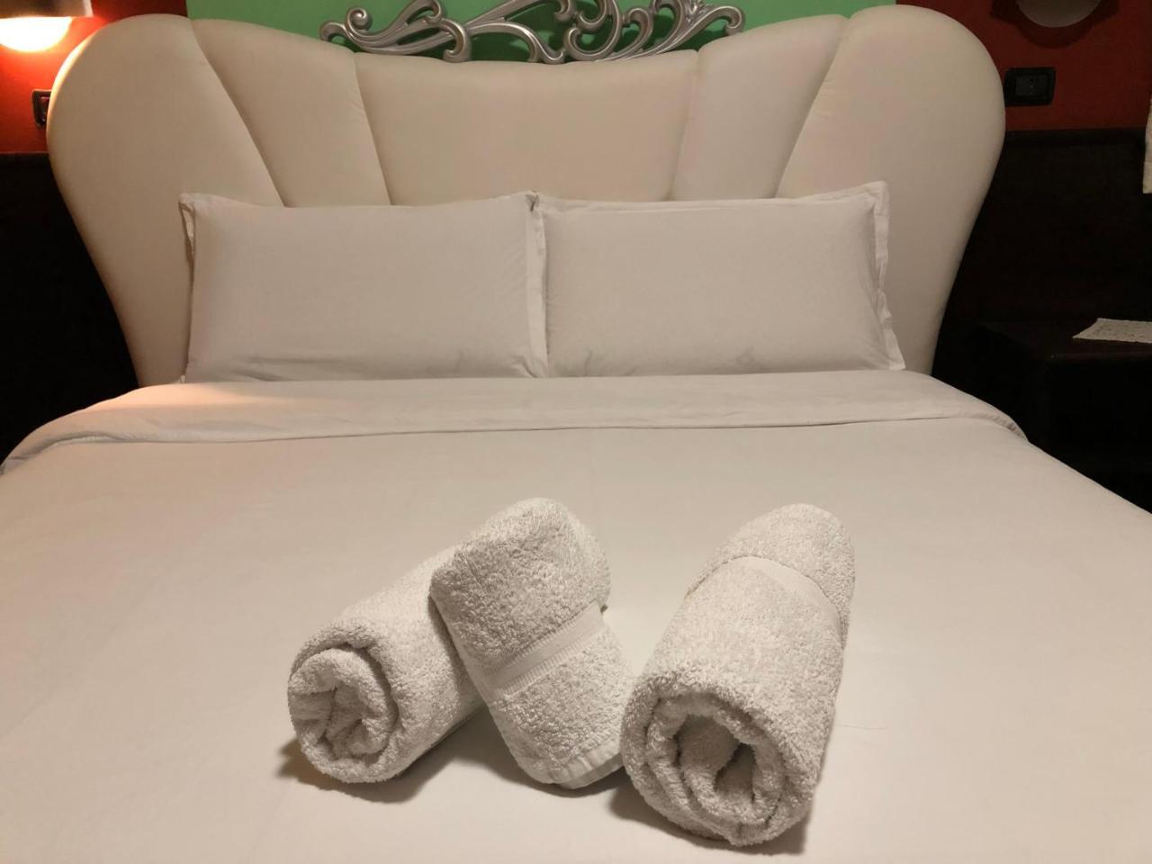 Rex 3* Tirana